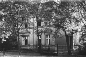 Wohnhaus der Familie Schnura in der Frobenstraße 23