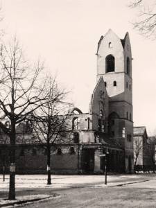 1943.mater.dolorosa.jpg