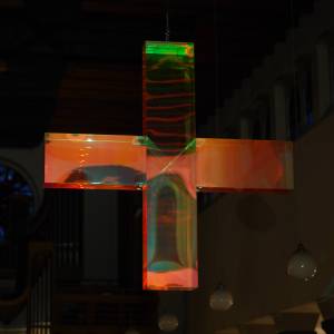 lichtkreuz.mater.dolorosa.reflex.decke.fenster.jpg