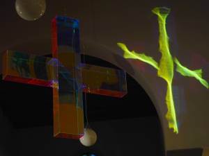 lichtkreuz.mater.dolorosa.reflex.gruen.jpg